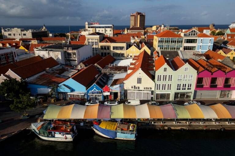 Venezuela,Curazao,Aruba,Bonaire,diplomacia,sociedad,PaísesBajos