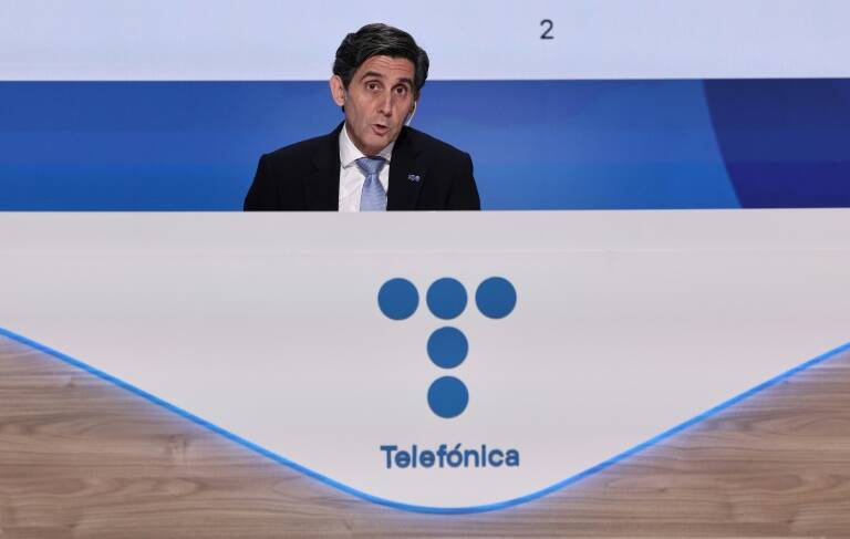gobierno,economía,accionista,telecomunicaciones,bancos,Arabia,España