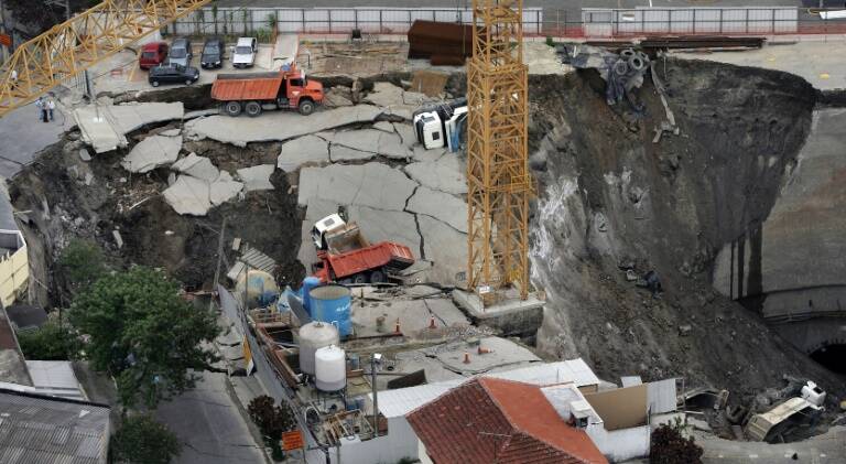 Brasil,corte,transporte,construcción,accidente