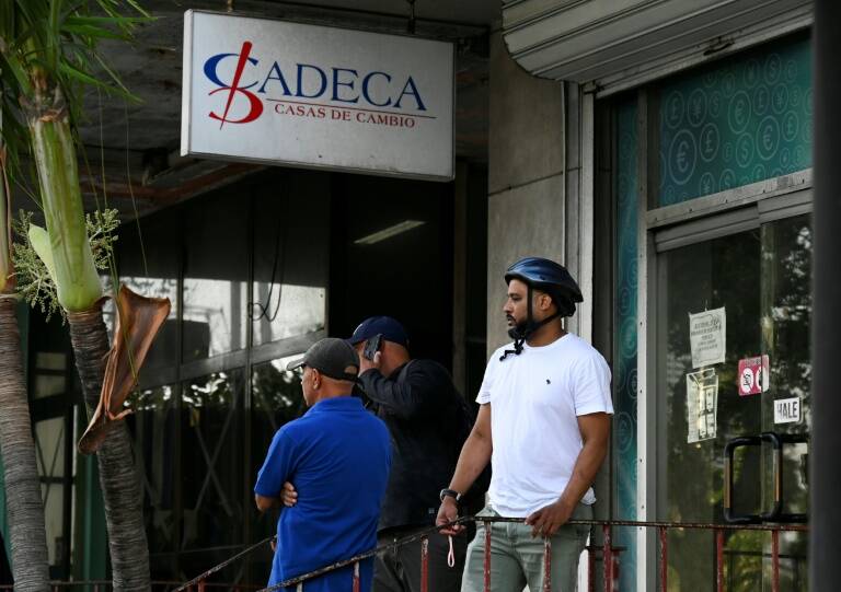 Cuba,economía,política,divisas