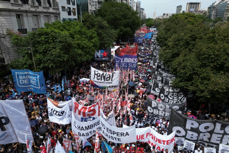 Argentina - manifestaciones - pobreza - inflacin