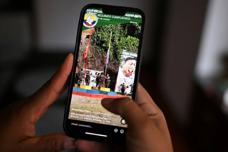 Colombia,guerrilla,narcotráfico,internet